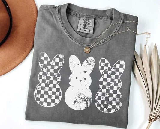 Distressed Checkered Bunnnies - TSHIRT- (COMFORT COLOR/BELLA)