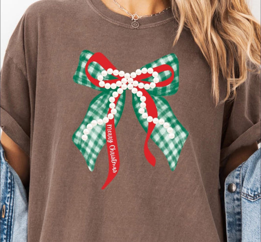 Gingham + Pearl Christmas Bow - T SHIRT - (Jerzee/Gildan)