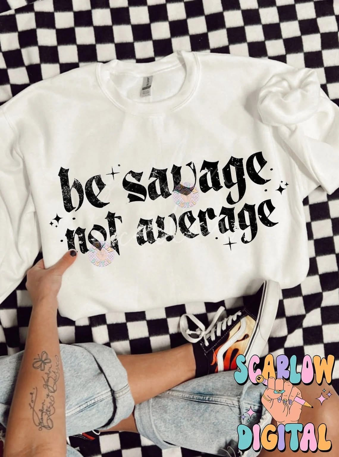 Be Savage Not Average - T SHIRT- (Gildan)