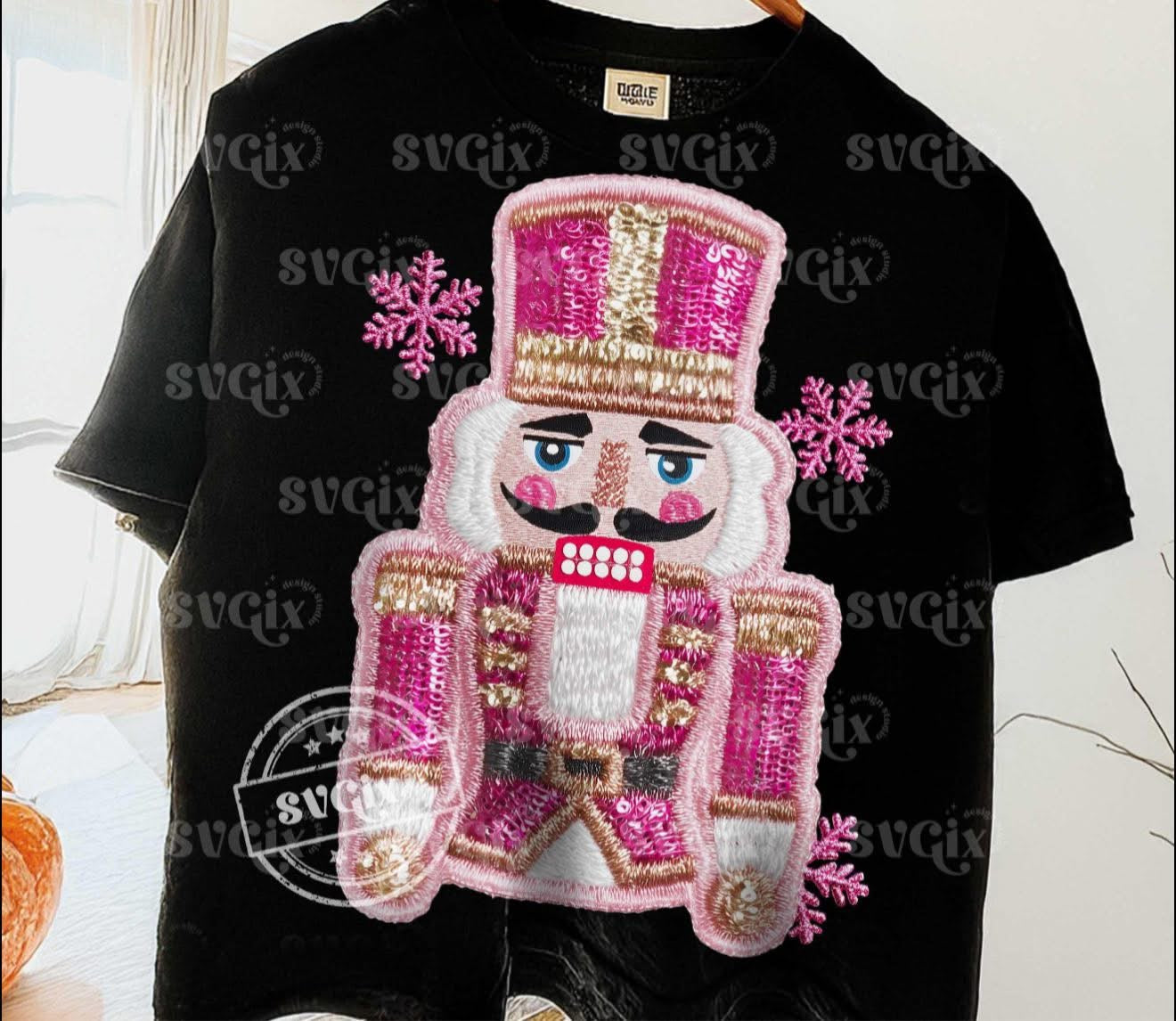 Girly Nutcracker Faux Sequins - T SHIRT - (Color Comfort)