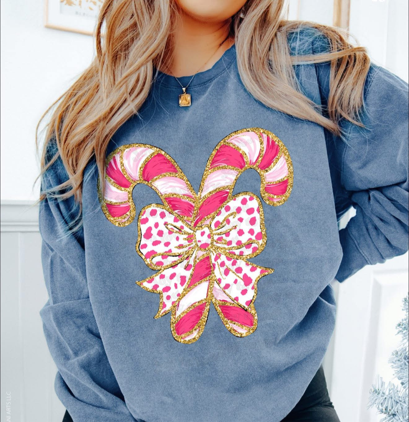 Girly Glittery Candy Canes with Bow - T SHIRT - (Bella)