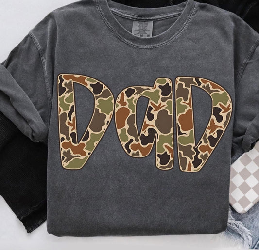 Camo Dad - T SHIRT - (Comfort Color)