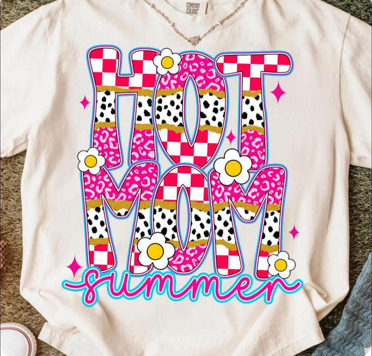 Hot Mom Summer - T SHIRT - (Jerzee/Gildan)