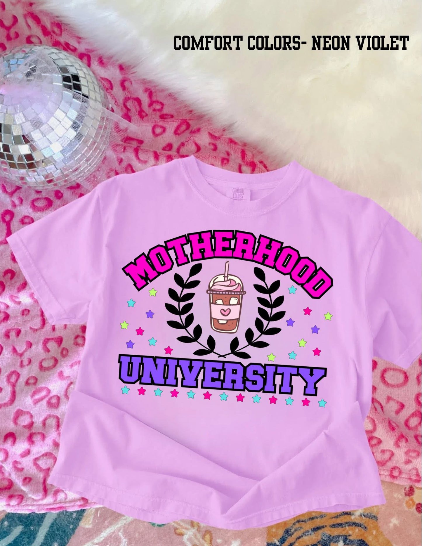 Motherhood University - T SHIRT - (Comfort Color)