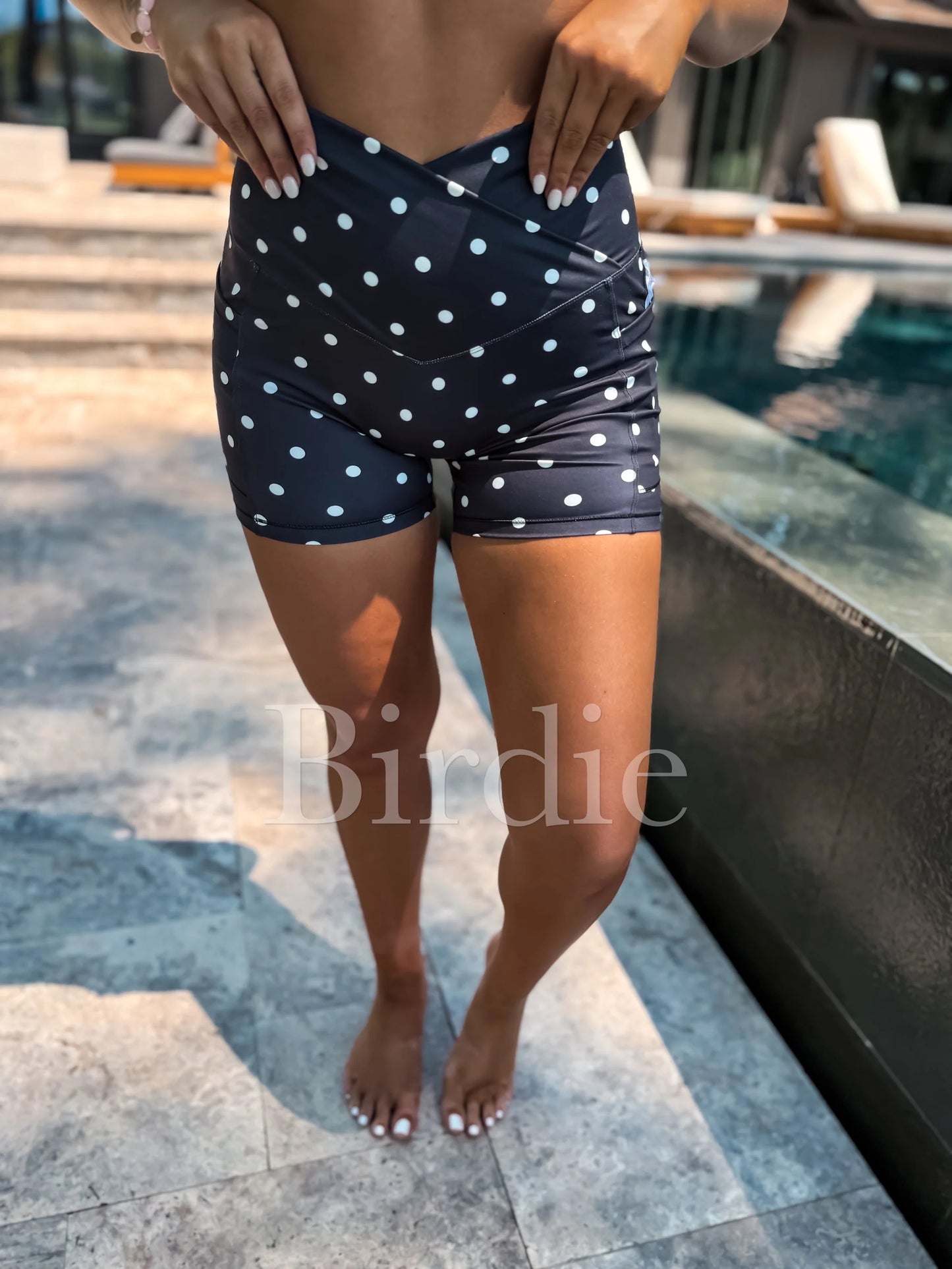 BLACK AND WHITE POLKA DOTS BIKER SHORTS (BIRDIE)043026LW