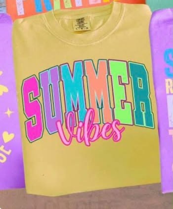 SUMMER VIBES -T SHIRT - (COMFORT COLOR) 050426LW