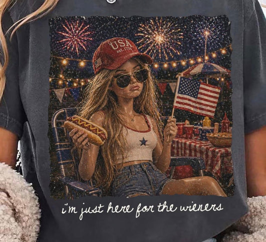 Just here for the wieners 🌭  - T SHIRT- (Comfort Color/Bella)-060326lw