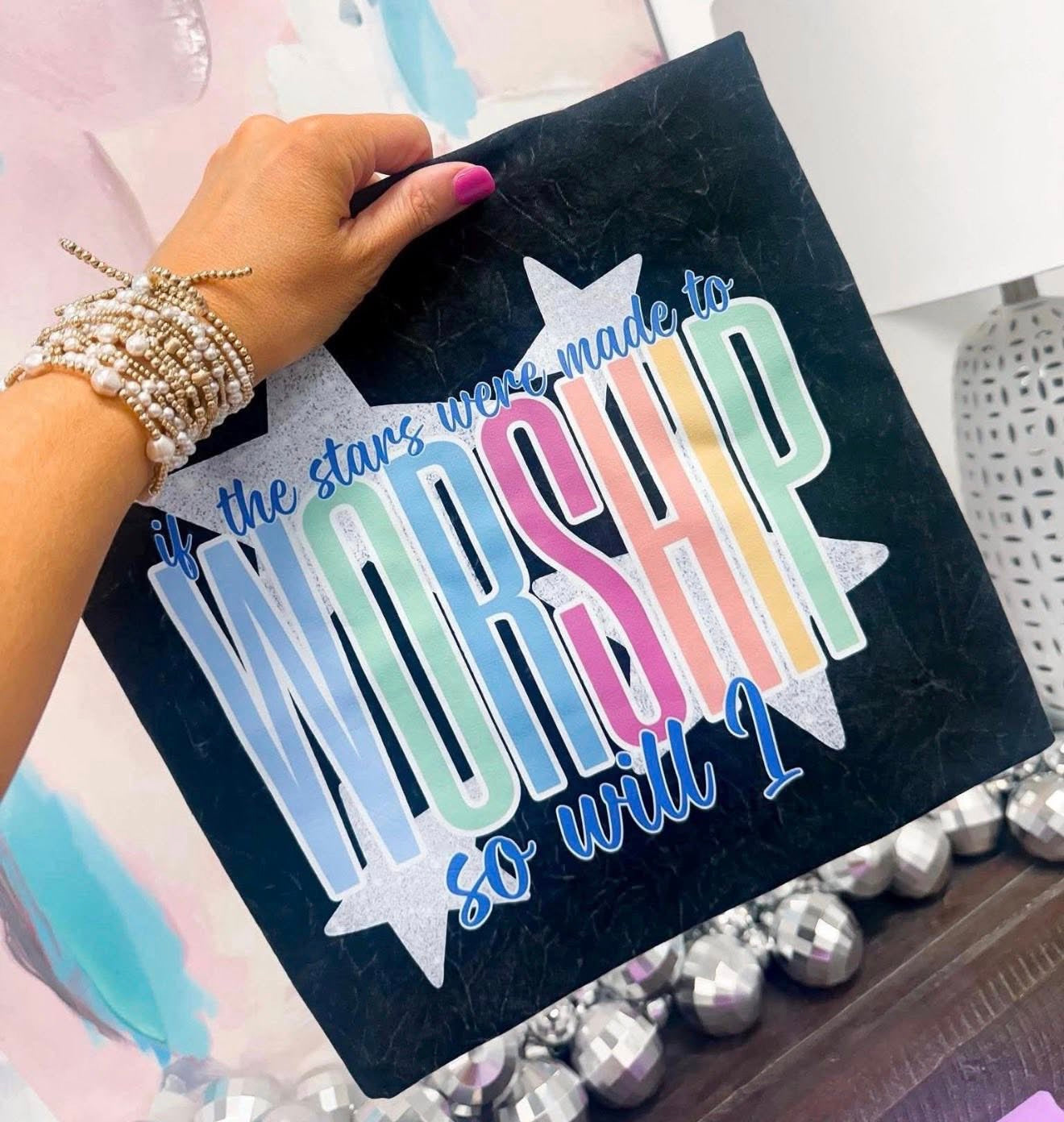 If the stars were made to worship, So will I ⭐️💜 - (GILDAN/JERZEES/LAT)-061226br