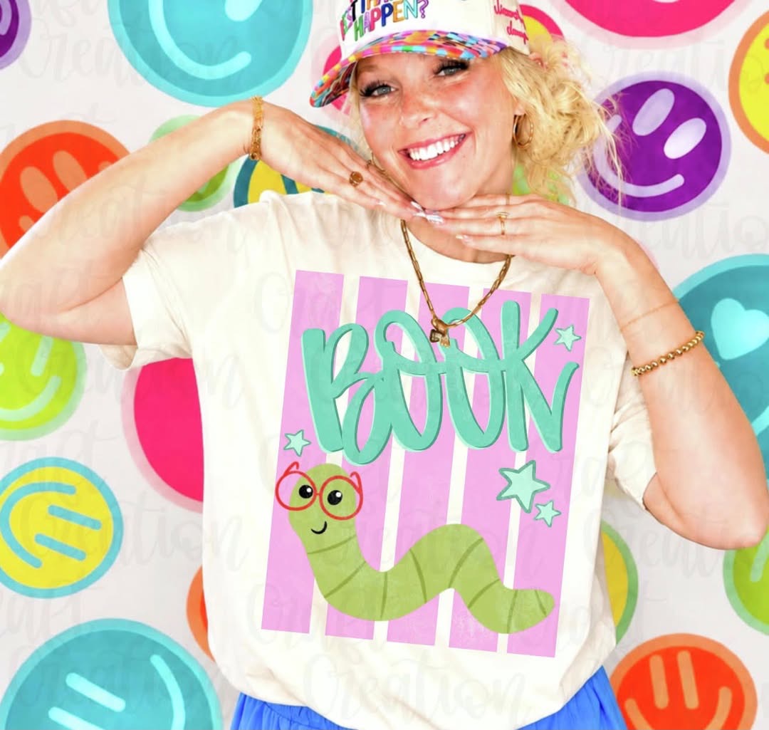 Book Worm 🐛   - T-SHIRT - (GILDAN) 080326lw