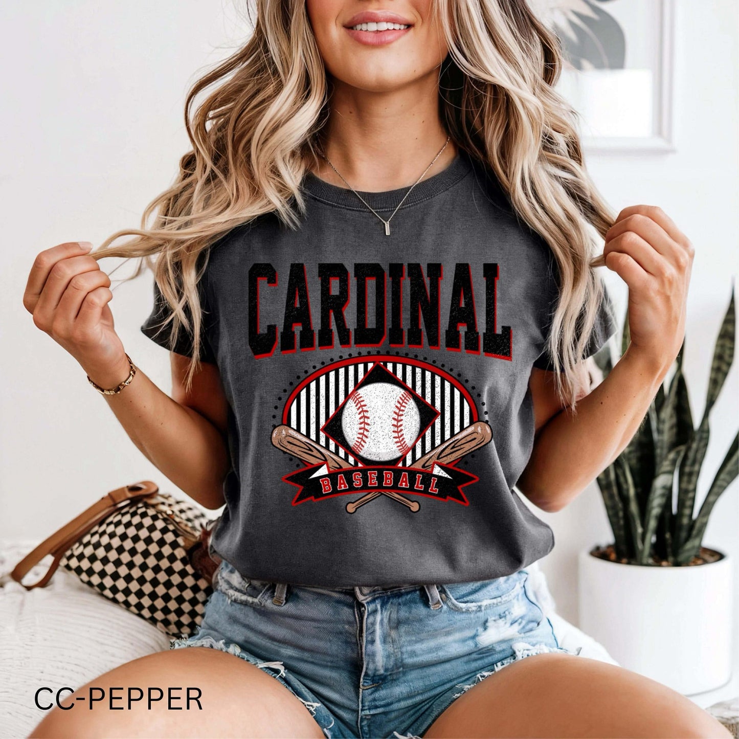 Cardinal Baseball Fans - TSHIRT- (COMFORT COLOR/BELLA)