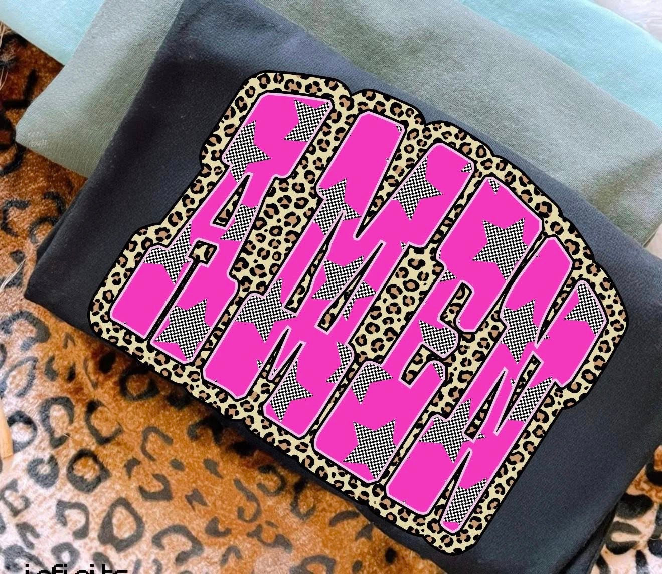 Cheetah & Stars Amen 🩷- TSHIRT- (COMFORT COLOR/BELLA)