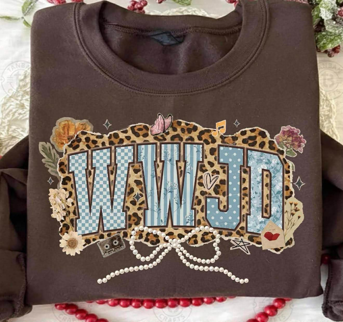 WWJD 🤎- LONG SLEEVE- (GILDAN/LAT)