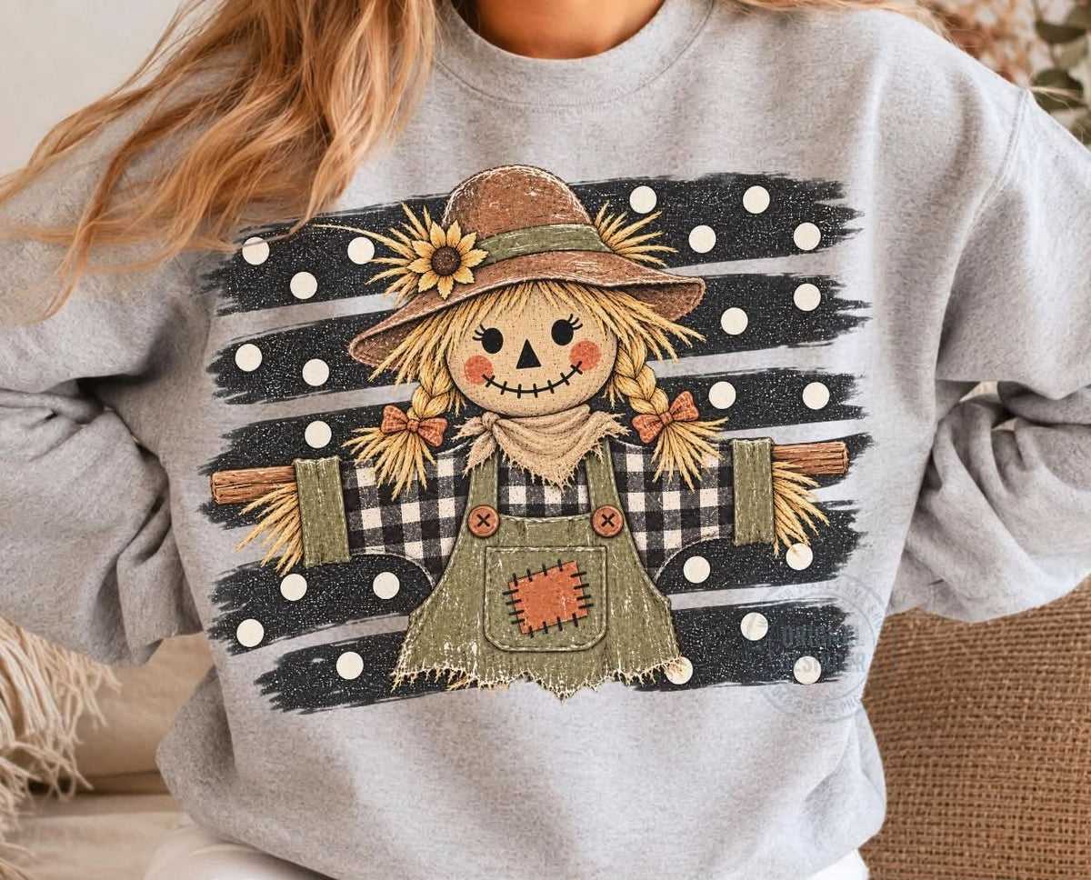 GIRLY SCARECROW 926263 -----T SHIRT-----(GILDAN)-092826LW