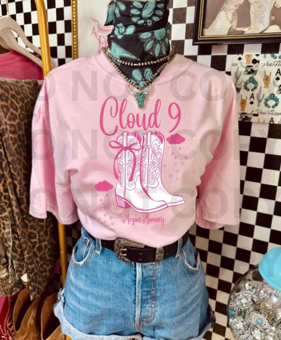 Cloud9 🩷 - SWEATSHIRT (GILDAN/JERZEE)