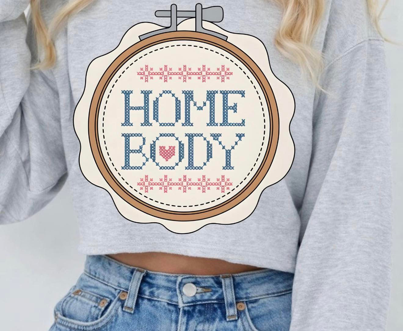 Homebody 🤎 - SWEATSHIRT (GILDAN/JERZEE)