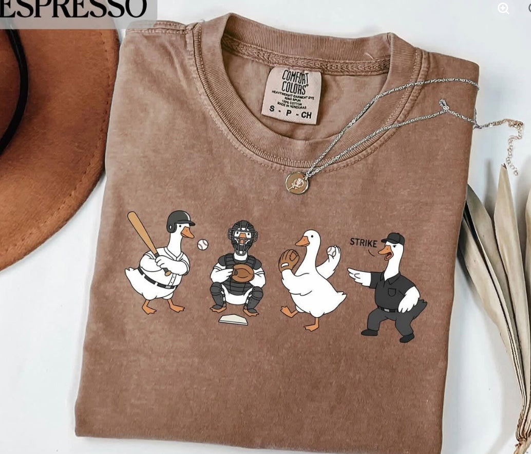 Baseball Goose 🪿 -T SHIRT- (GILDAN) 081426kc