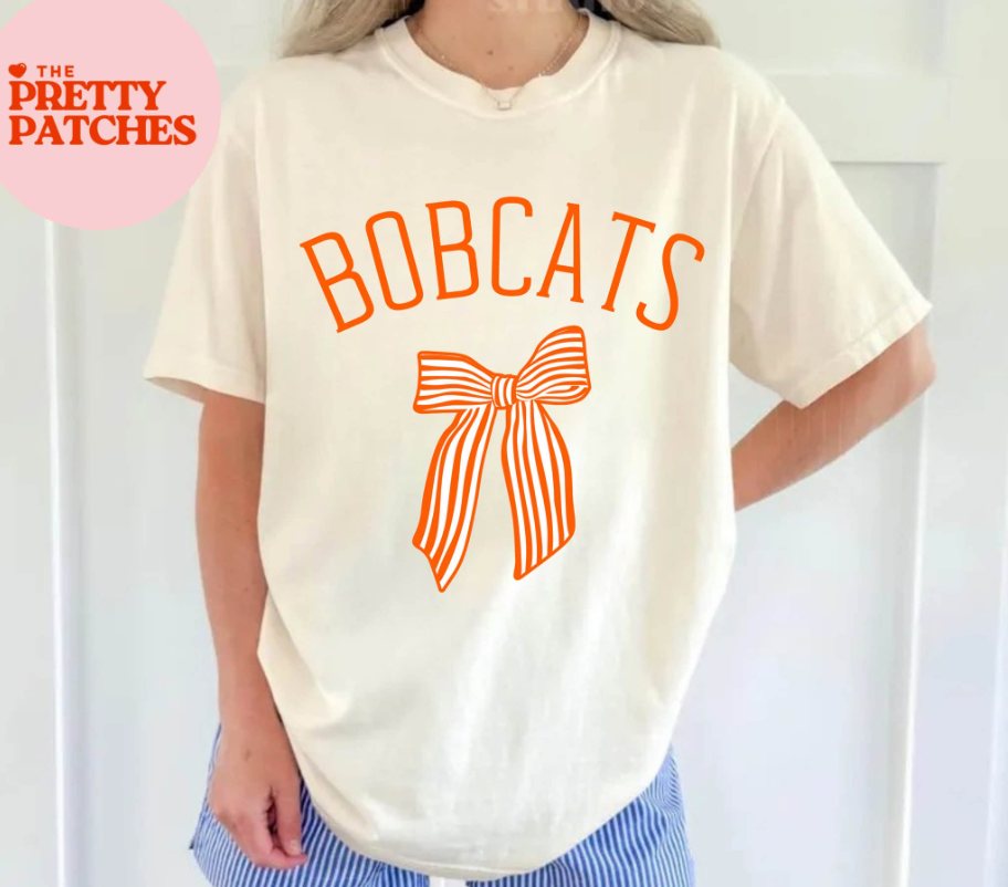 Mascot with Striped Bow  (BOBCATS) - T SHIRT - (GILDAN)-073126KRV