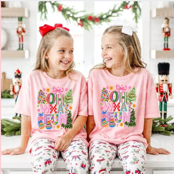 OH WHAT FUN CHRISTMAS 10826-2 ------T SHIRT-------- (COMFORT COLOR) 101926RW