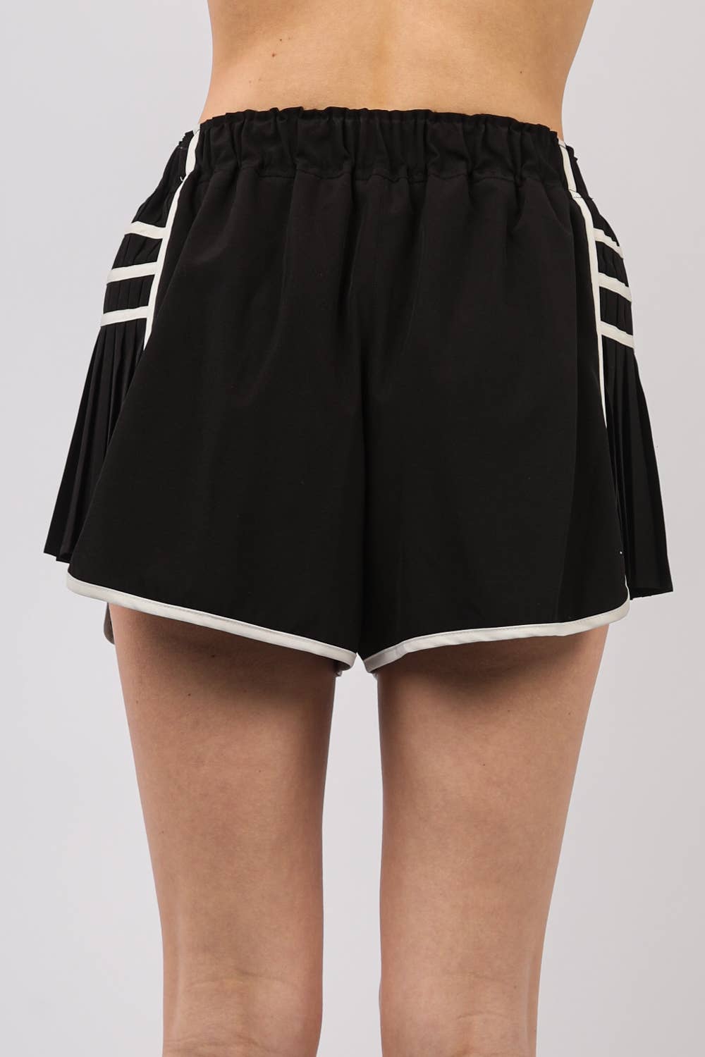 Side Pleated Detail Activewear Shorts NP70305