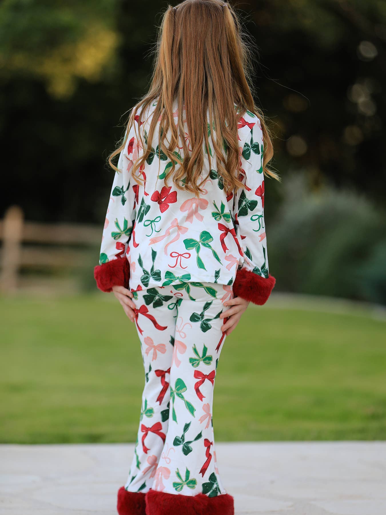 Holiday Bow Print Christmas Pajama Set – Girls Cozy Red Trim Sleepwear 103025AS