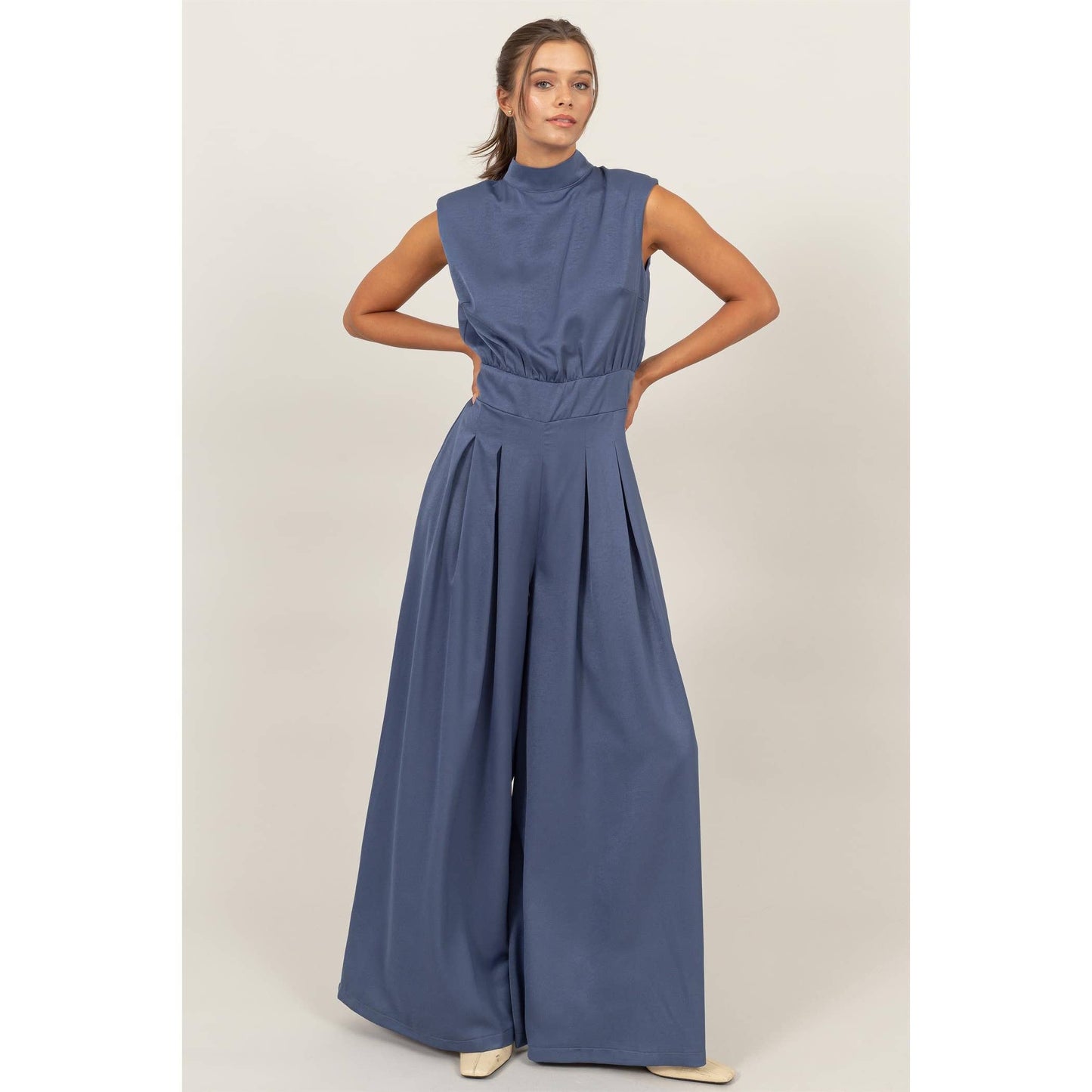 SLEEVELESS WIDE LEG SATIN JUMPSUIT  HF24G072-