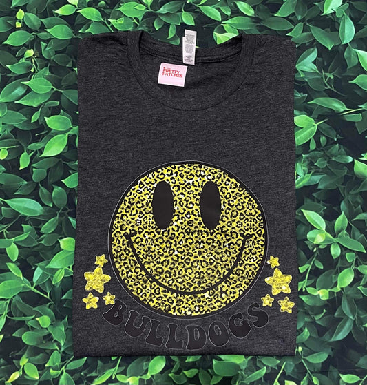 Bulldog smiles t-shirt